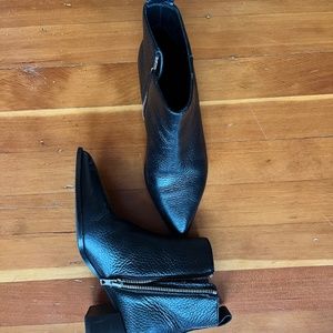 Everlane boots